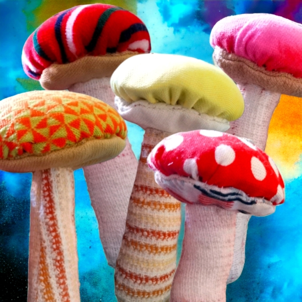 Handmade Plush Mushrooms Autumn Decor Shroom Ornaments